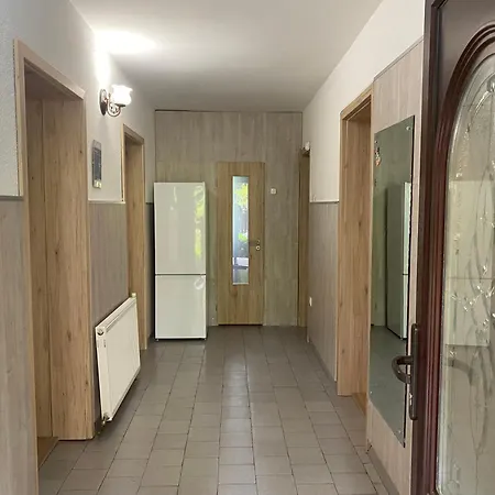 Maris Villa *