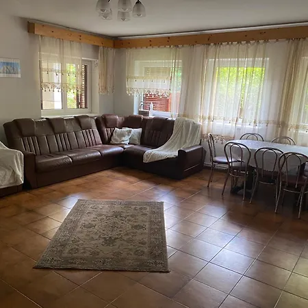 Maris Villa Busteni